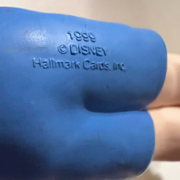 1999 Winnie the Pooh and Chris Robin #1 - Playing with Pooh Christmas Ornament - Picture 3 of 5